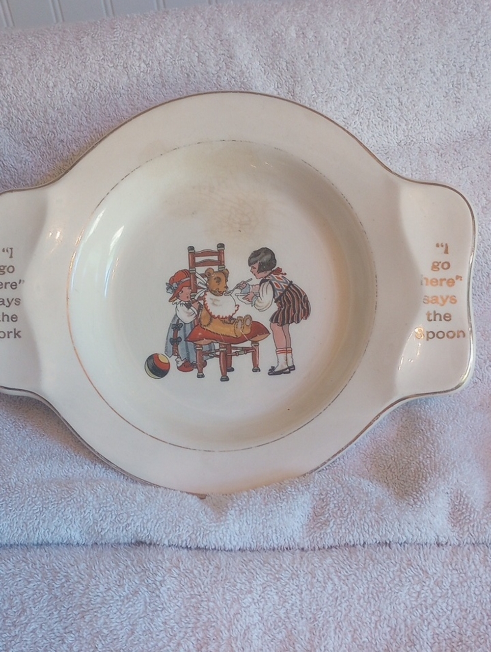 Vintage Children's Serving Dish with Nursery Illustration - Cream